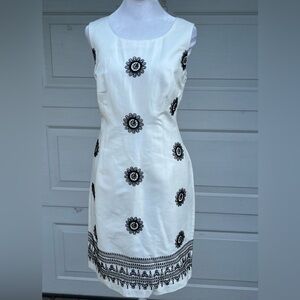Women's Talbots shift  dress embroidered sleeveless size 8P